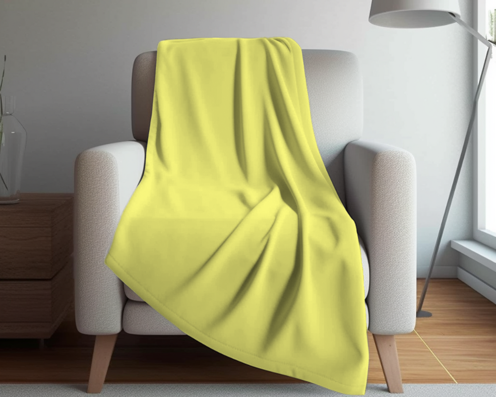 Introducing our adorable luxurious super soft Velveteen Children's Bee Blanket, the perfect Cuddle companion, Kid's Rhyme Blanket