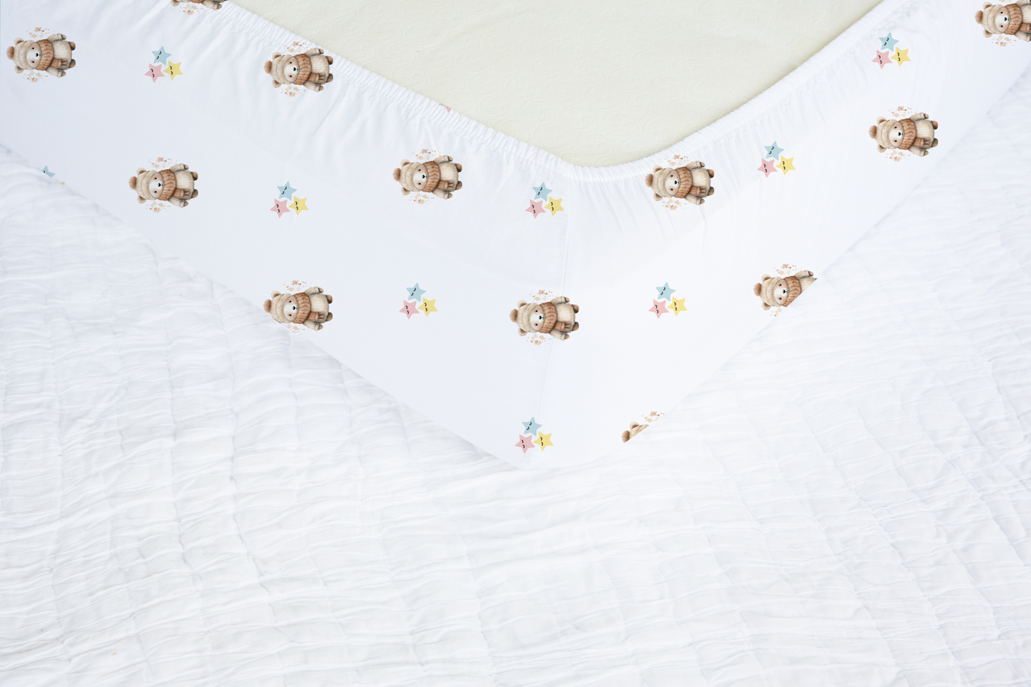 Dreamy Polar Bear Crib (Cot) Sheets - Cozy Comfort for Little Ones in Two Perfect Sizes!